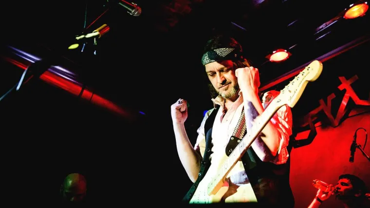 Zoran Čalić 'U moru i plamenu': Konačan izlazak iz sjene Majki