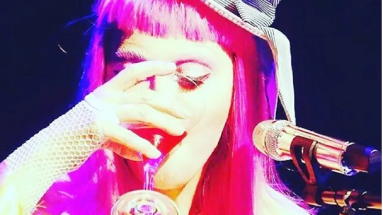 Madonna je postala predmet podsmijeha, a njezini su nastupi sramotni i očajni