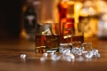 Pa vi pijte ledena pića: svaka četvrtka kocka leda u barovima sadrži fekalne bakterije!