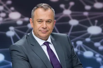 Kad ovce zableje, zec ipak ostaje bez fotelje