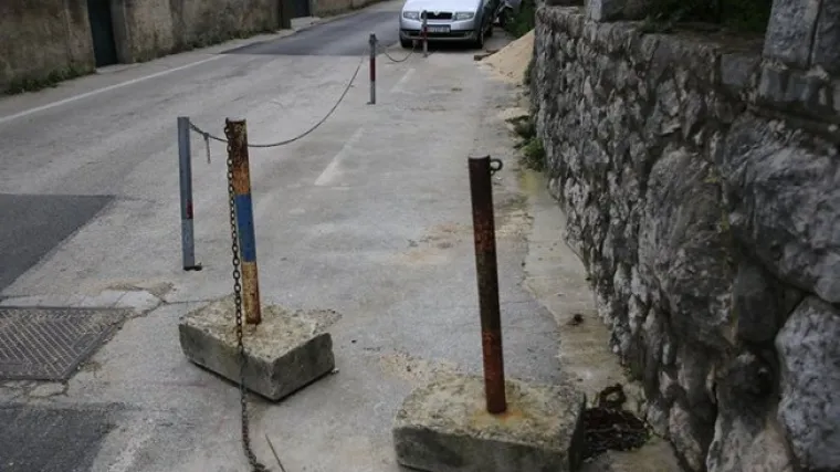 Ogorčeni građanin: 'Od Burbona ste napravili cirkus!'