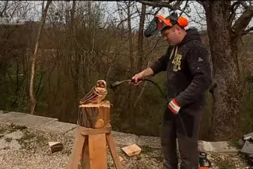Dario stvara impresivne skulpture uz pomoć motorne pile