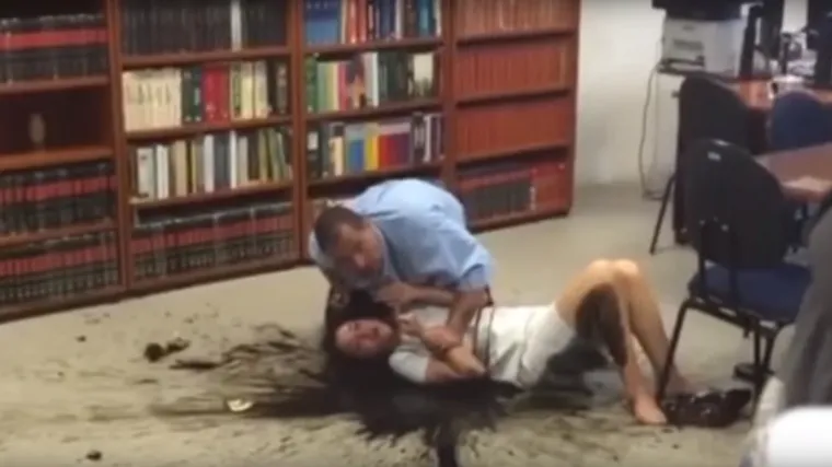 'Ako me ne oslobodi&scaron;, zapalit ću te'