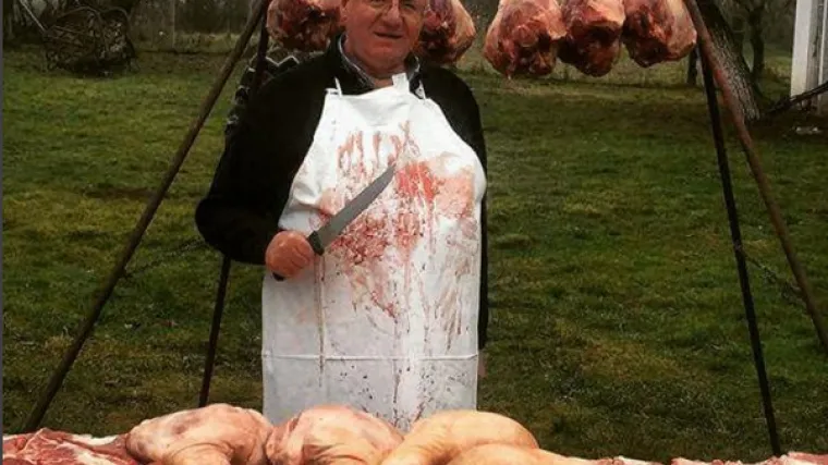 &Scaron;e&scaron;elj na instagramu objavljuje prilično degutantne fotografije