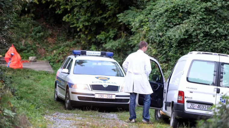 Iz korita rijeke Save izvučen ljudski le&scaron;