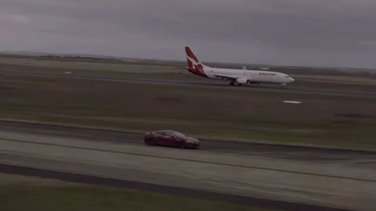Ovdje provjerite tko je pobijedio u utrci Teslinog Modela S i Boeinga 737