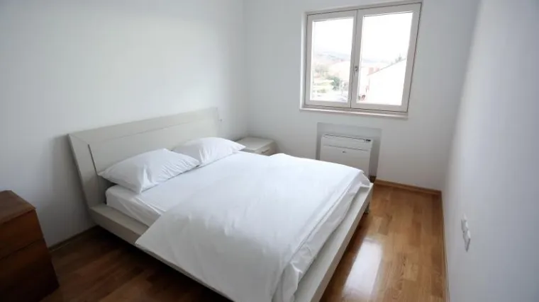 HZMO nudi u zakup 12 apartmana na moru