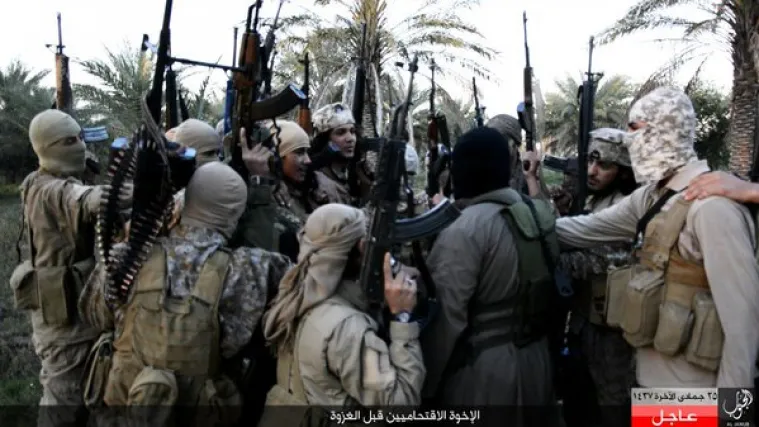 Džihadisti Islamske države javno zapalili 15 civila