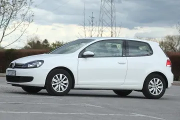 Volkswagen na prvom mjestu po prodaji, slijedi ga Opel