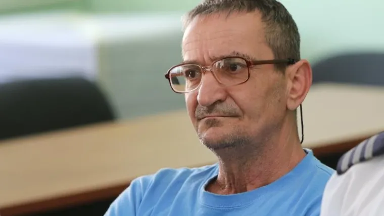 Zatukao prijatelja sjekirom na spavanju i dobio 15 godina zatvora