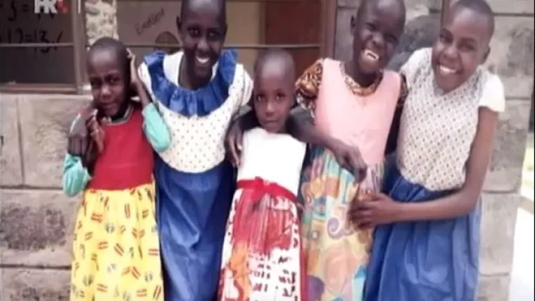 Siroma&scaron;nu djecu Kenije obradovala je torbama i haljinama koje im je sa&scaron;ila