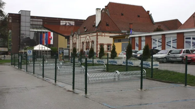 Uređeno spremi&scaron;te za bicikle na čakovečkom Trgu Republike