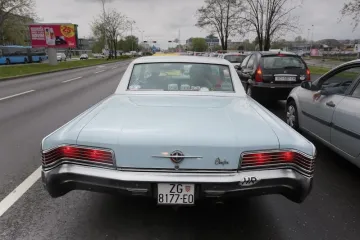 STARI LJEPOTANI: Defile oldtimera po zagrebačkim ulicama