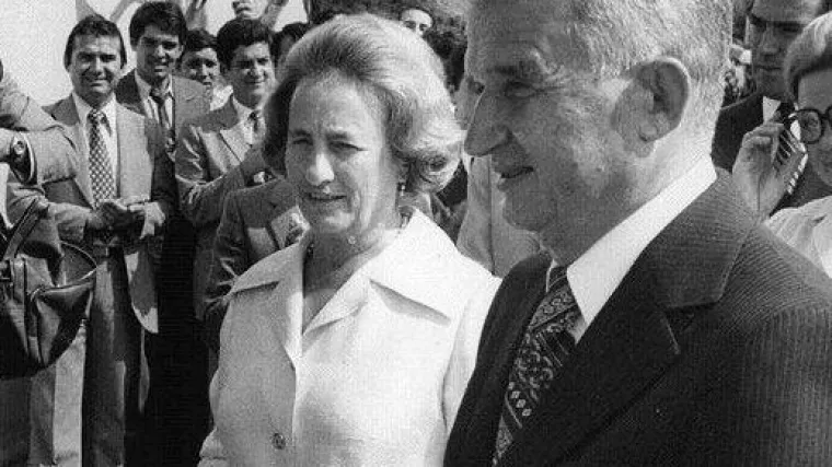 Rumunjska na aukciji nudi luksuzne predmete bračnog para Ceausescu