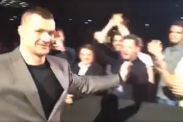 Čitava Arena Zagreb poklonila se velikom Mirku Filipoviću