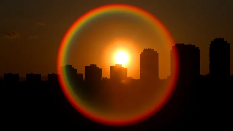 Ovako to izgleda kad se sunce odluči na spektakularan način oprostiti od Zagreba