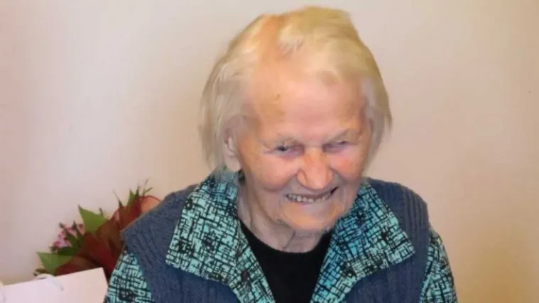 Skromna varaždinska baka proslavila 102. rođendan, od gradonačelnika dobila i poklone!