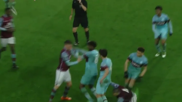 Brutalni kapetan Aston Ville kosio jednog za drugim