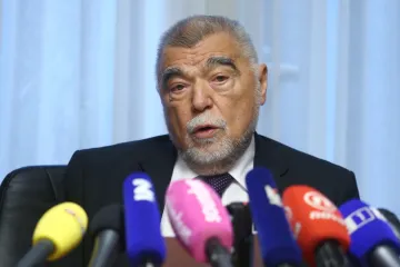 Mesić se nakon ukidanja ureda obrušio na Vladu: 'Žele me ušutkati zbog mojih stavova, ali neće uspjeti'