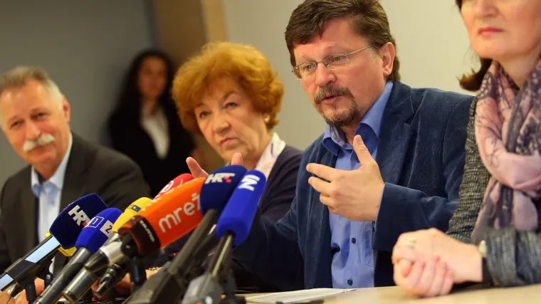 Na pregovore sa sindikatima do&scaron;ao samo jedan predstavnik Vlade pa i on ubrzo nestao