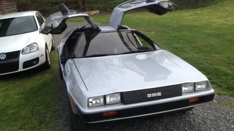 Na Njuškalu prodaje legendarni DeLorean za 225.000 kuna
