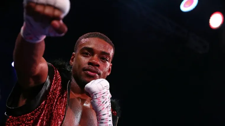 Talentirani američki boksač debitirao brutalnim nokautom