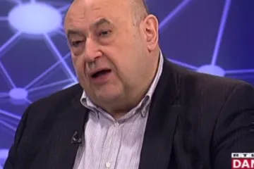 'Očekuje se da Sanader u ime domoljublja kaže da je kriminalac'