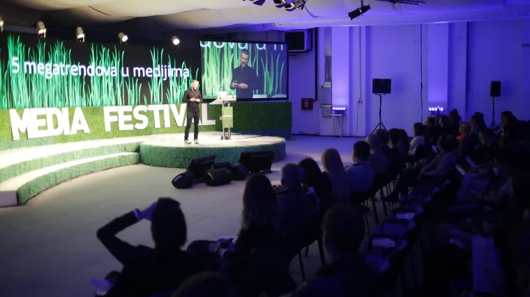 Nazire li se kraj televizije: ubija li native advertising novinarstvo i kako u kompanijama stvoriti dobro okruženje za rad?