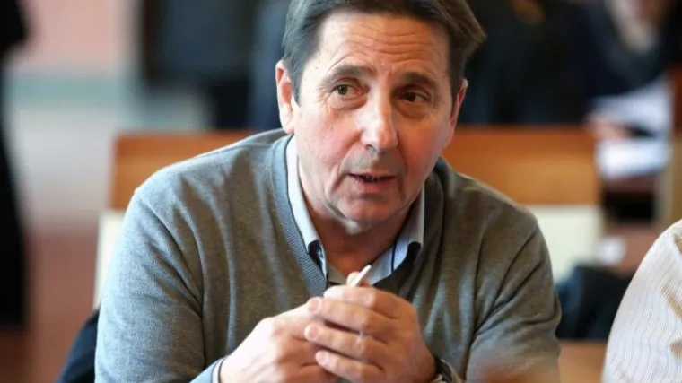 'Petrov je priznao da ga HDZ redovito siluje. Možda je bolno, al' tako ste htjeli'