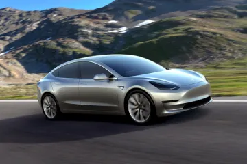 Iznad svih očekivanja: čak 400 tisuća prednarudžbi za Model 3, kad će Tesla sve to isporučiti?