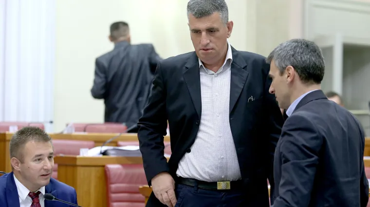 I Bulj oštro napao Petrovića: 'MOL izdašno plaća njegove usluge, a to je dokaz da su zadovoljni njegovim svjedočenjem'