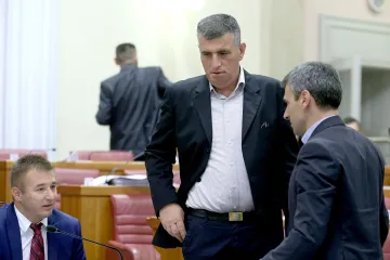 I Bulj oštro napao Petrovića: 'MOL izdašno plaća njegove usluge, a to je dokaz da su zadovoljni njegovim svjedočenjem'