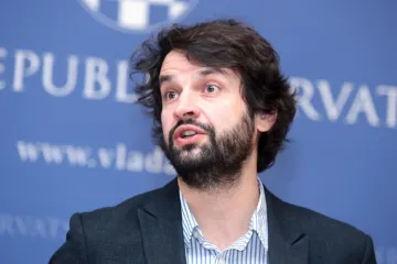 'To neće biti neka svemirska škola. Ne treba se toga bojati'