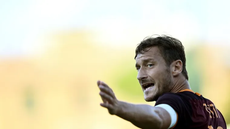Totti bi karijeru mogao okončati u Premier ligi!