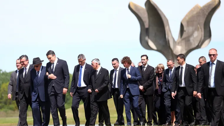 Državni vrh na čelu kolone sjećanja u Jasenovcu, Hasanbegović: 'Za tri komemoracije su odgovorni oni koji bojkotiraju'