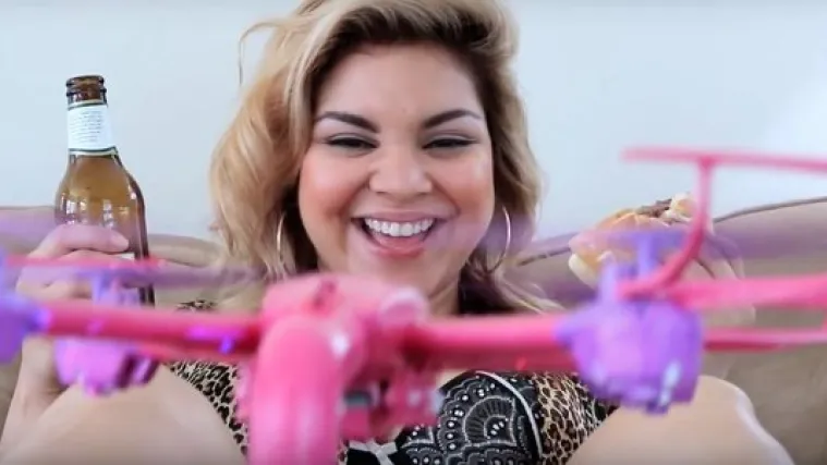 Pogledajte kako radi Dildo dron, nova seks igračka