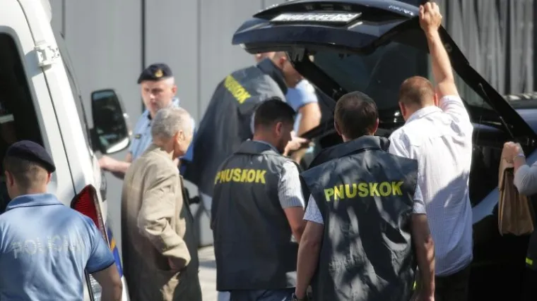 Zlato i novac iz MUP-a ukrao &scaron;ef u krim-policiji!? Uhićen je nakon pretresa kuće