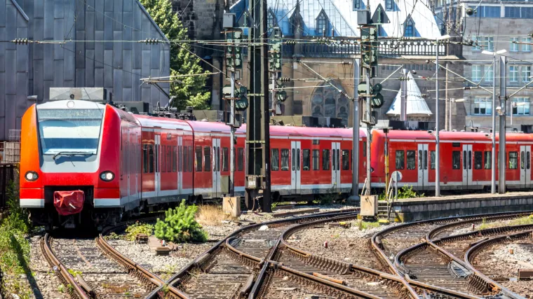 Je li u redu da u vlakovima postoje kupei rezervirani samo za žene?