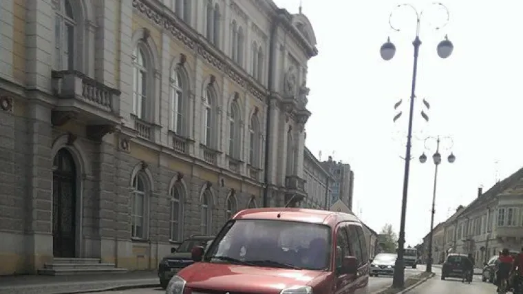 Bog nedozvoljenog parkiranja ukazao se na ulicama Varaždina!