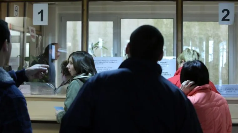 Cijeli razred s diplomom ide na burzu rada
