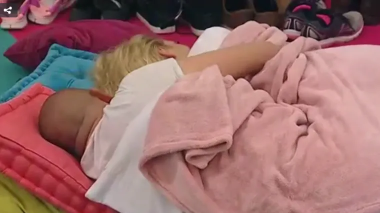 BB Romano i Marina se hvatali ispod dekice!