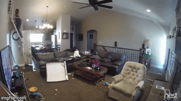 Ona nespretna, a on jadnik