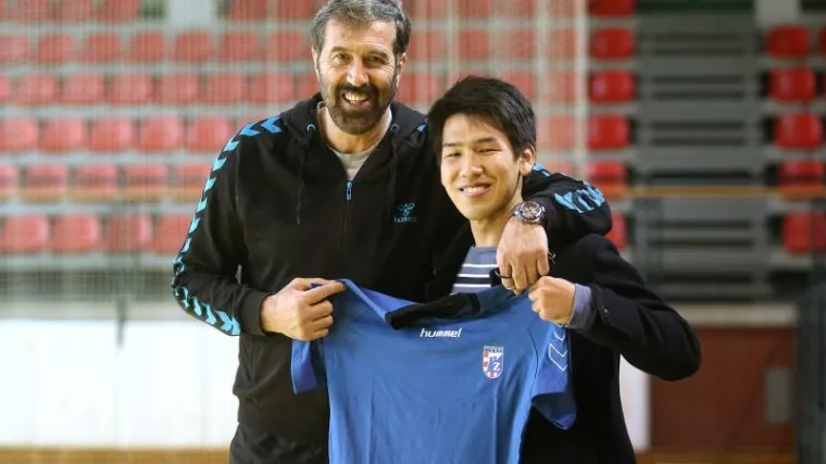 Japanski student zaljubio se u rukomet, ne propu&scaron;ta treninge zagreba&scaron;a