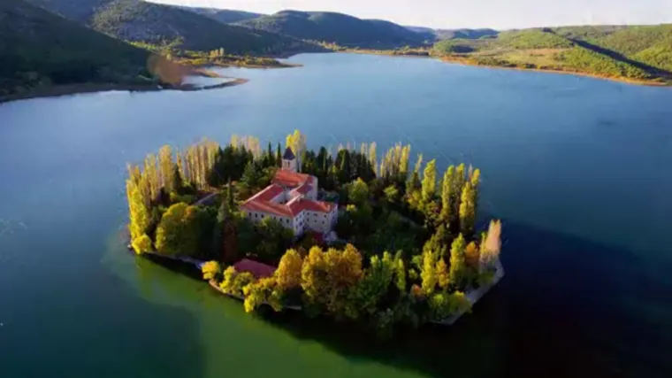 Hrvatska iz zraka: naučimo se cijeniti ljepote koje Lijepa na&scaron;a ba&scaron;tini