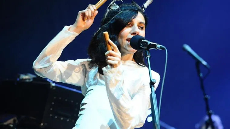 Velika kantautorica konačno dolazi u Zagreb i predstavlja najlošiji album karijere