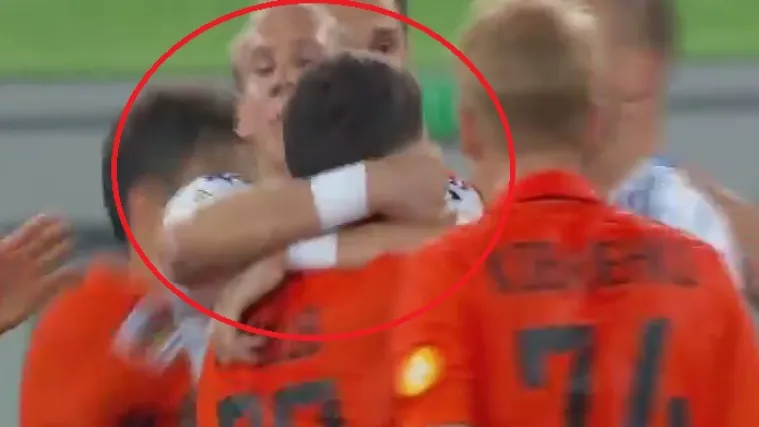 Pogledajte kako je Vida zgrabio Srninog suigrača