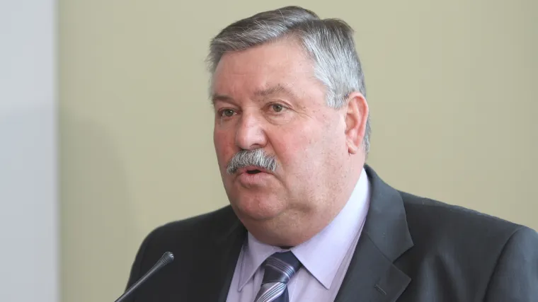 Spotaknuo se na stepenicama i pao: preminuo gradonačelnik Duge Rese Ivan Bar&scaron;ić!