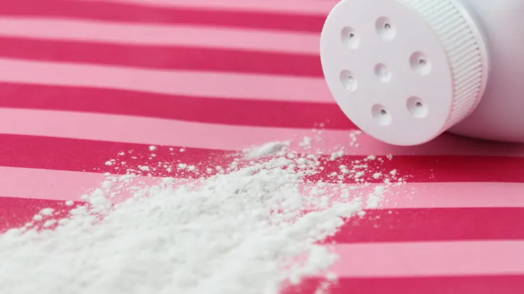 BEBI-PUDER IZAZIVA RAK!? Usprkos milijunskim presudama, Johnson&Johnoson ne želi upozoriti kupce