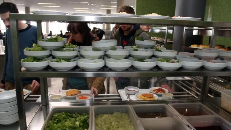 Više od 40 studenata 'otrovalo' se graškom u zadarskoj menzi