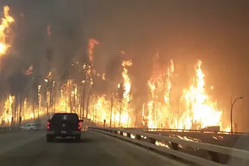 Deseci tisuća evakuiranih, 1600 kuća izgorjelo, to je najveća prirodna katastrofa u povijesti Kanade